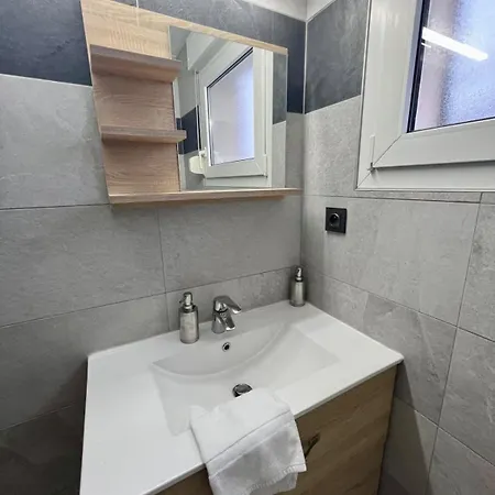 דירה Duplex In View And Swimming Pool ג'רארדמר